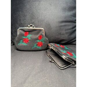 Vintage Embroidered Floral Coin Purses Set 2 Silver Metal Frames Kiss Snap Close